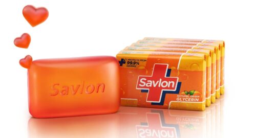 Savlon Moisturizing Glycerin Bathing Soap Bar 600g (120g Pack of 5) | 99.9% Germ Protection | Natural-Origin Glycerin | Value Family Pack | Soft Moisturized Skin | Women & Men